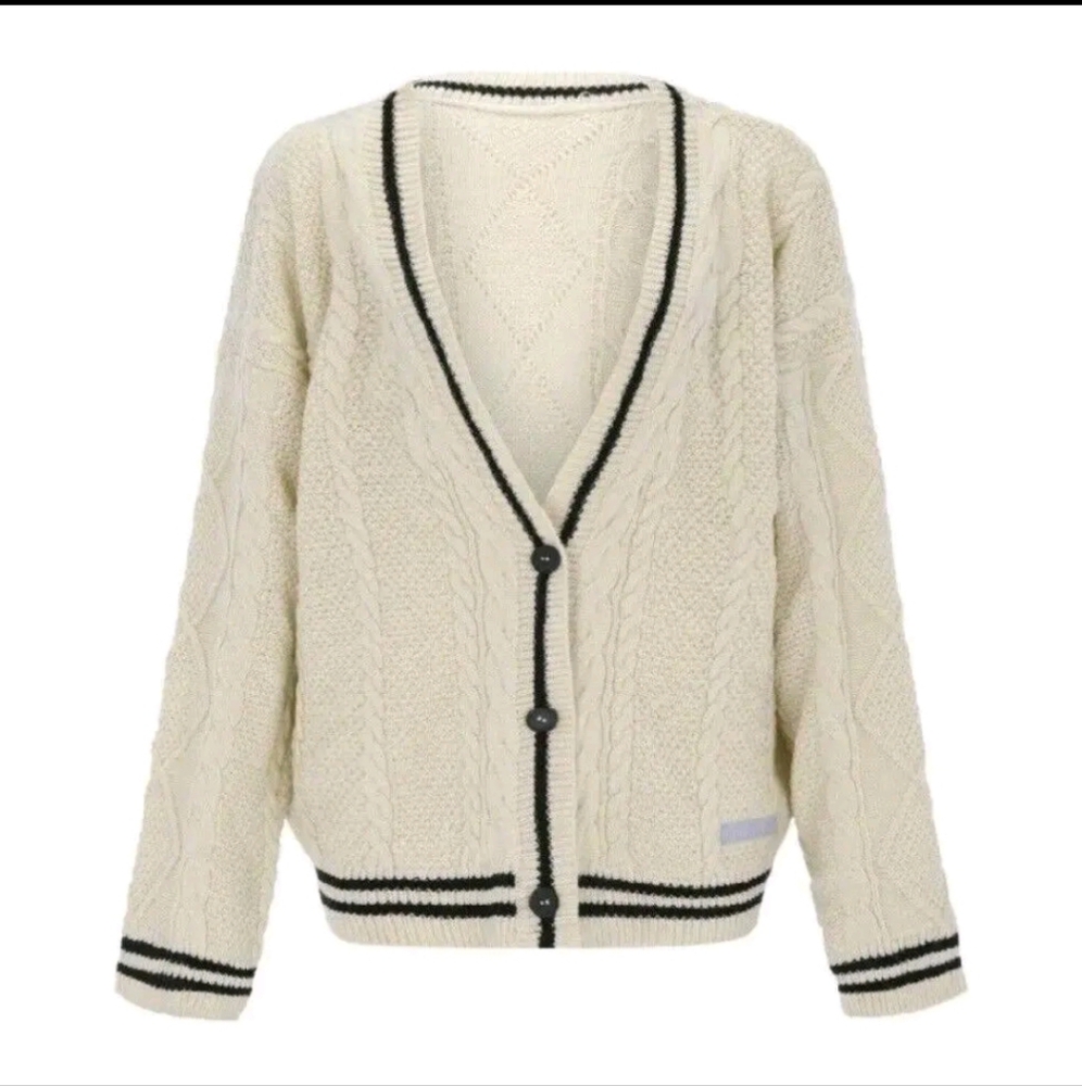 Oversized Cream Cable Knit Cardigan Sweater with Embroidery Star Design - NIP